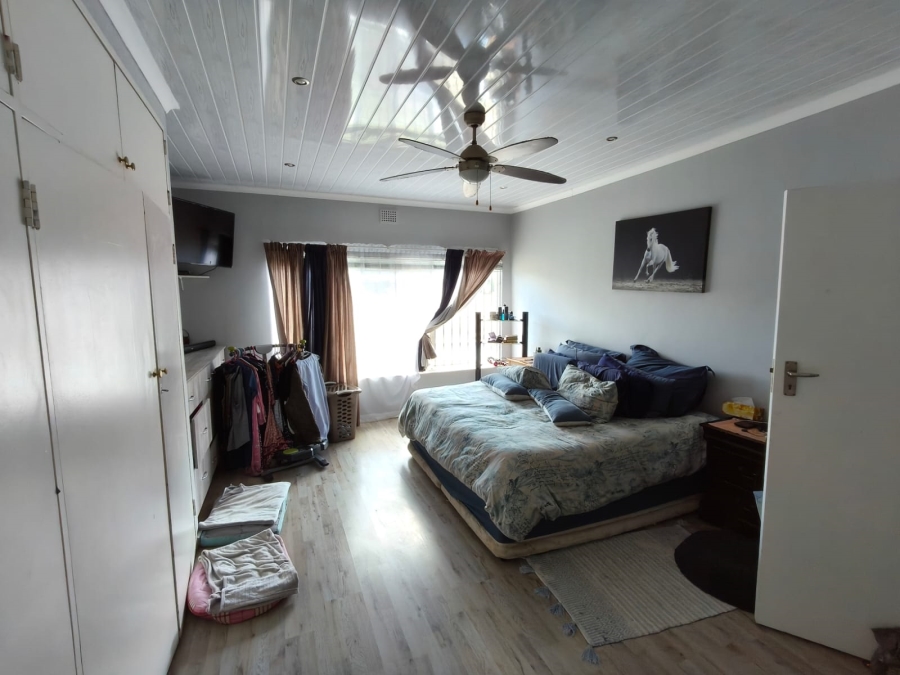 4 Bedroom Property for Sale in Protea Park North West